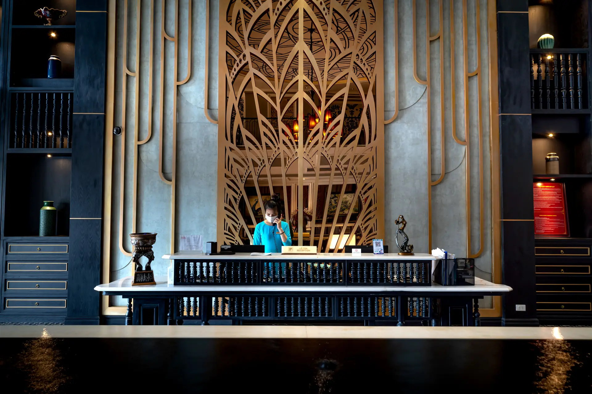 Professional guest service at MerquessaresortHouse