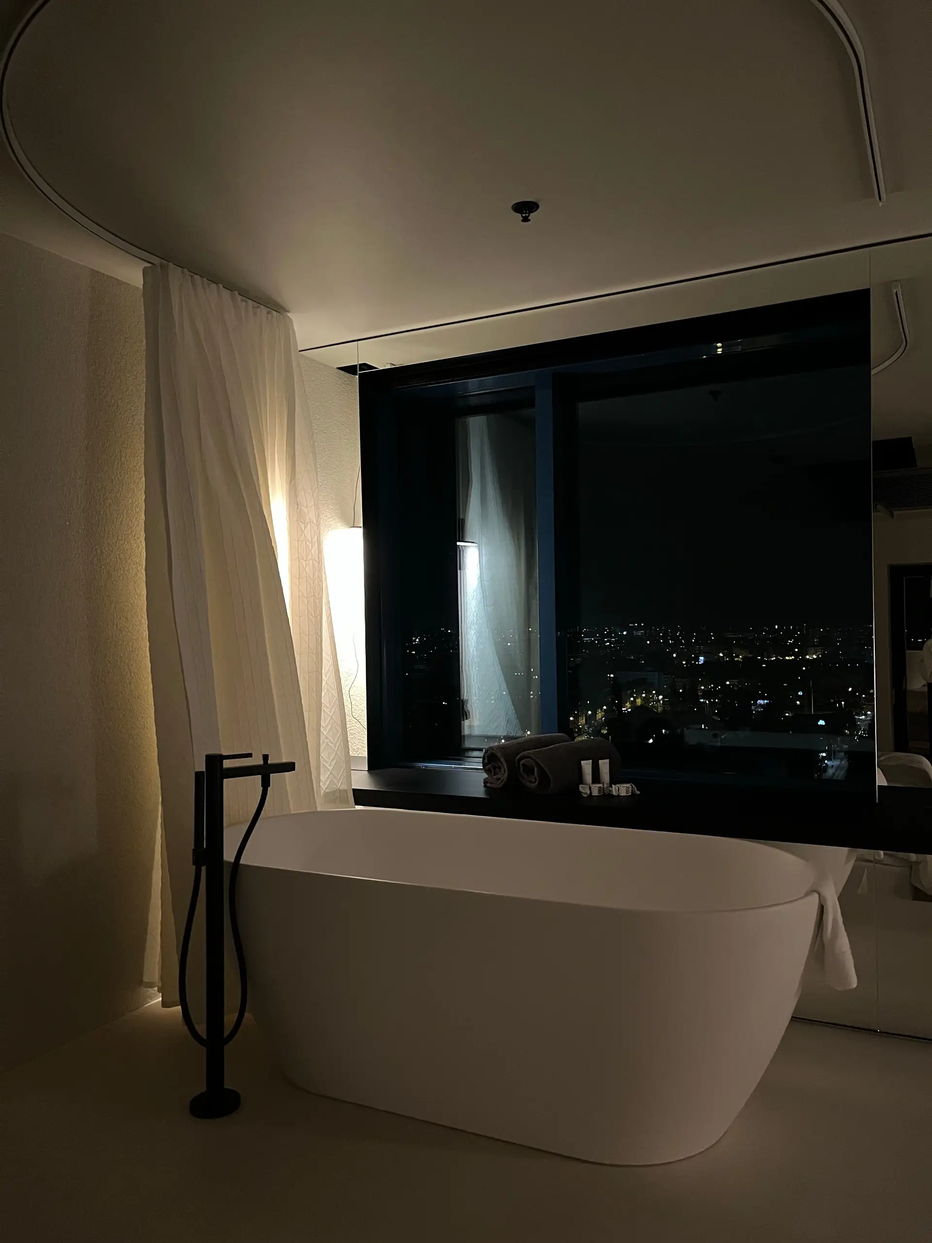 Luxury bathroom layout